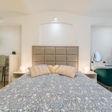 Apartamento Flexible Selfcheckins 44 - Zagreb - New - Center Exterior foto
