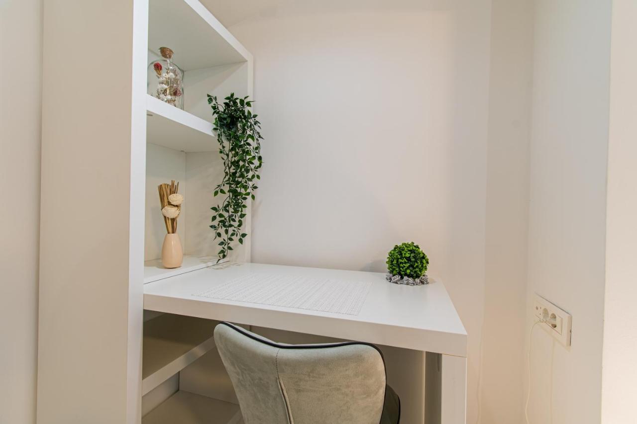 Apartamento Flexible Selfcheckins 44 - Zagreb - New - Center Exterior foto