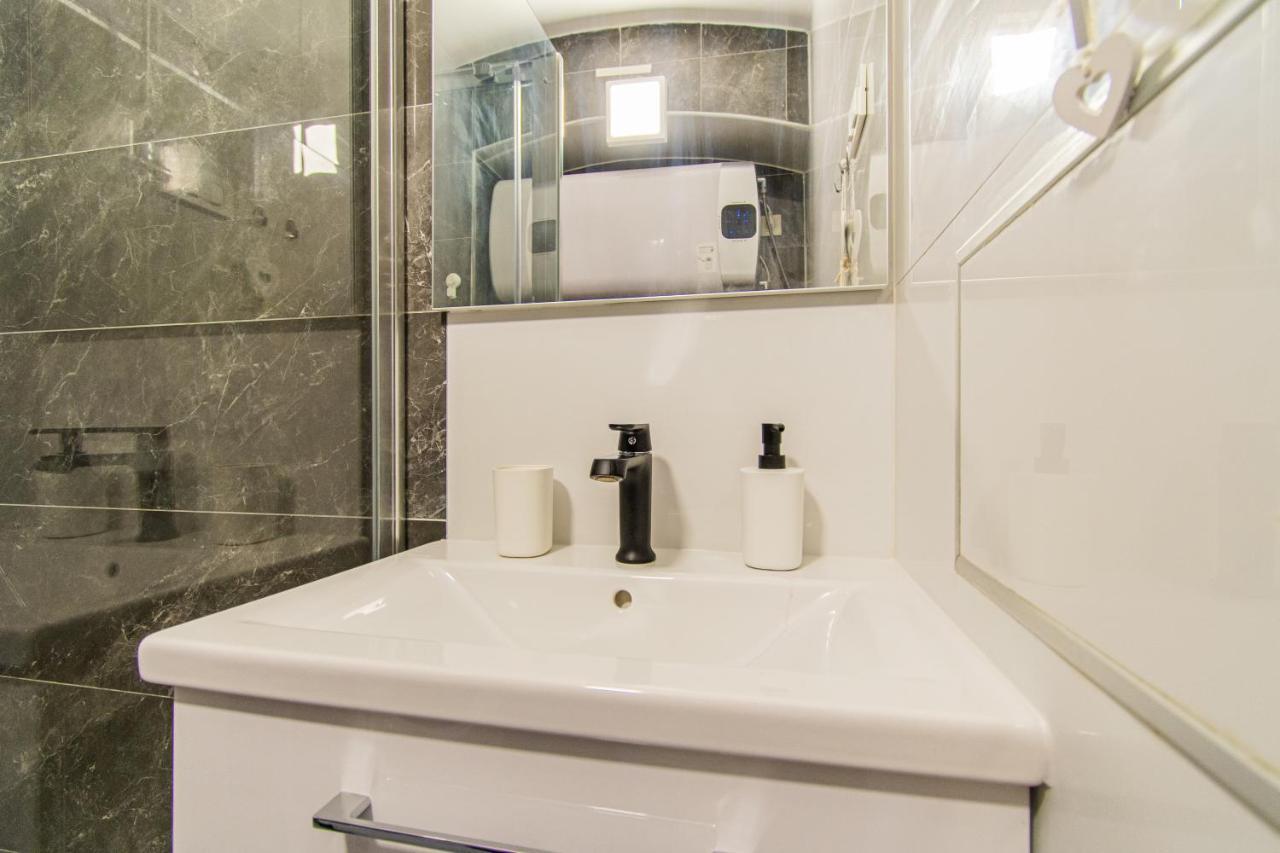 Apartamento Flexible Selfcheckins 44 - Zagreb - New - Center Exterior foto